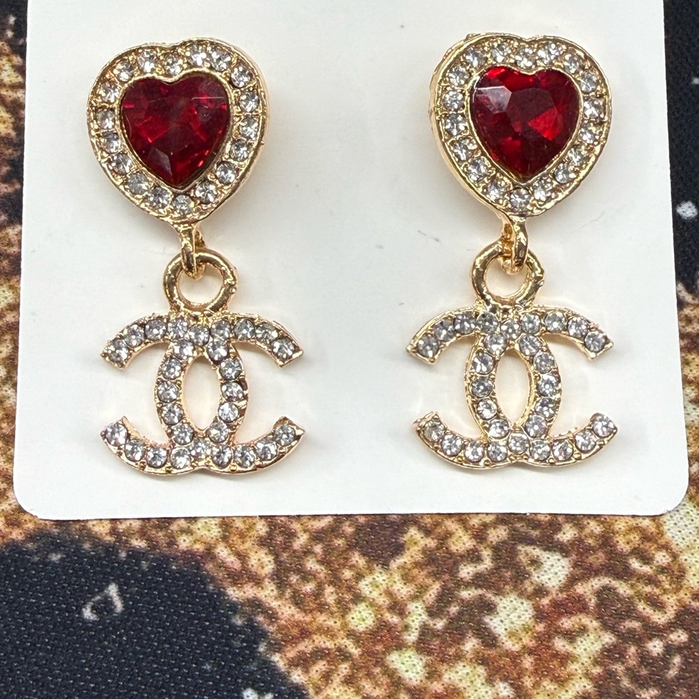 Chic CC Gold and Red Heart Dangle Earrings